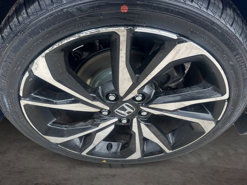 Used 2018 Honda Civic Si image 19
