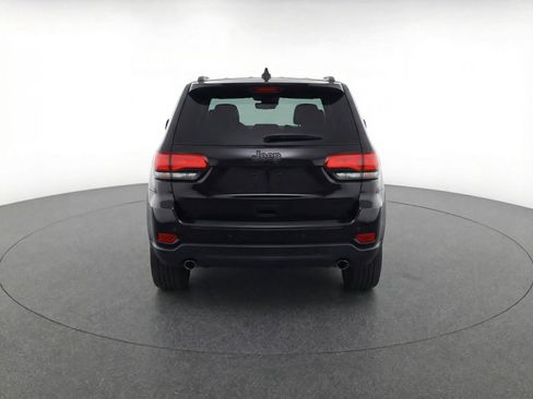 Used 2023 Jeep Grand Cherokee Altitude RWD image 7