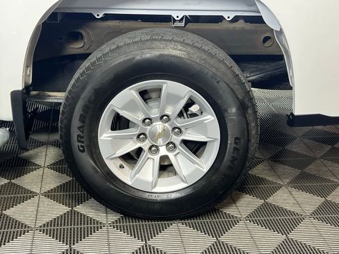 Used 2024 Chevrolet Silverado 1500 W/T w/ WT Fleet Convenience Package image 17