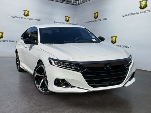 Used 2022 Honda Accord Sport image 3