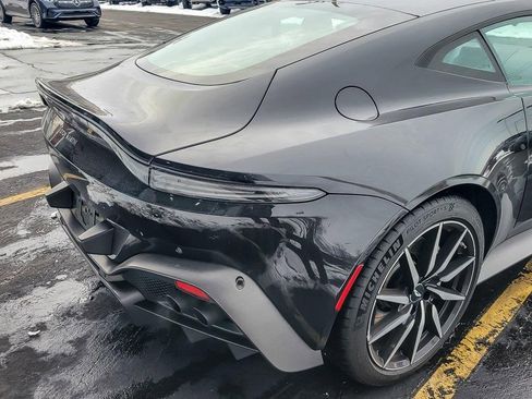 Used 2020 Aston Martin V8 Vantage Coupe image 6