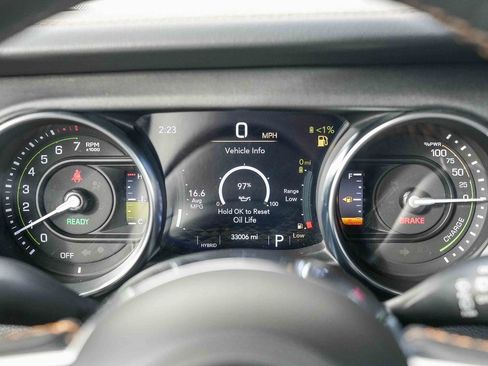 Used 2022 Jeep Wrangler Unlimited Sahara image 21