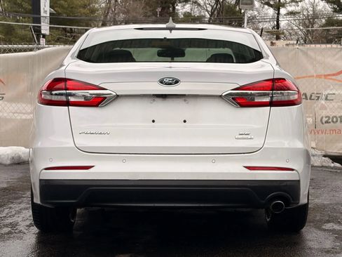 Used 2020 Ford Fusion SE image 10
