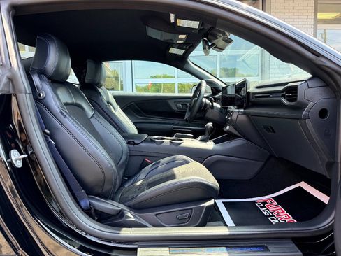 Used 2025 Ford Mustang Dark Horse RWD image 33