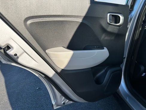 Certified 2026 Hyundai Venue SEL image 12