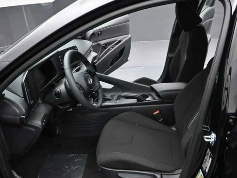 New 2026 Hyundai Elantra Sport FWD image 16