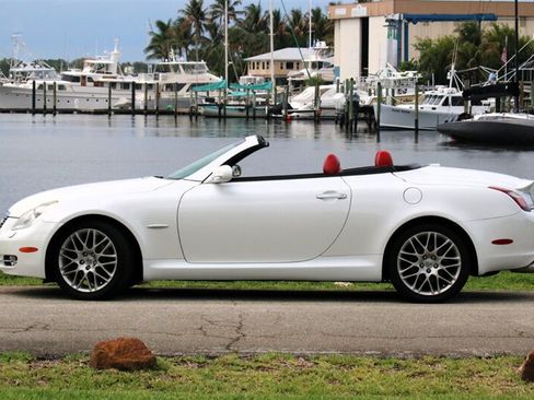 Used 2007 Lexus SC 430 Convertible RWD image 6