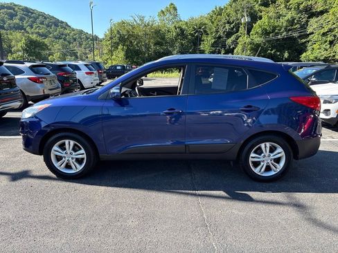 Used 2012 Hyundai Tucson GLS FWD image 2