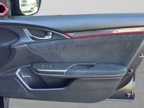 Used 2019 Honda Civic Type R image 20