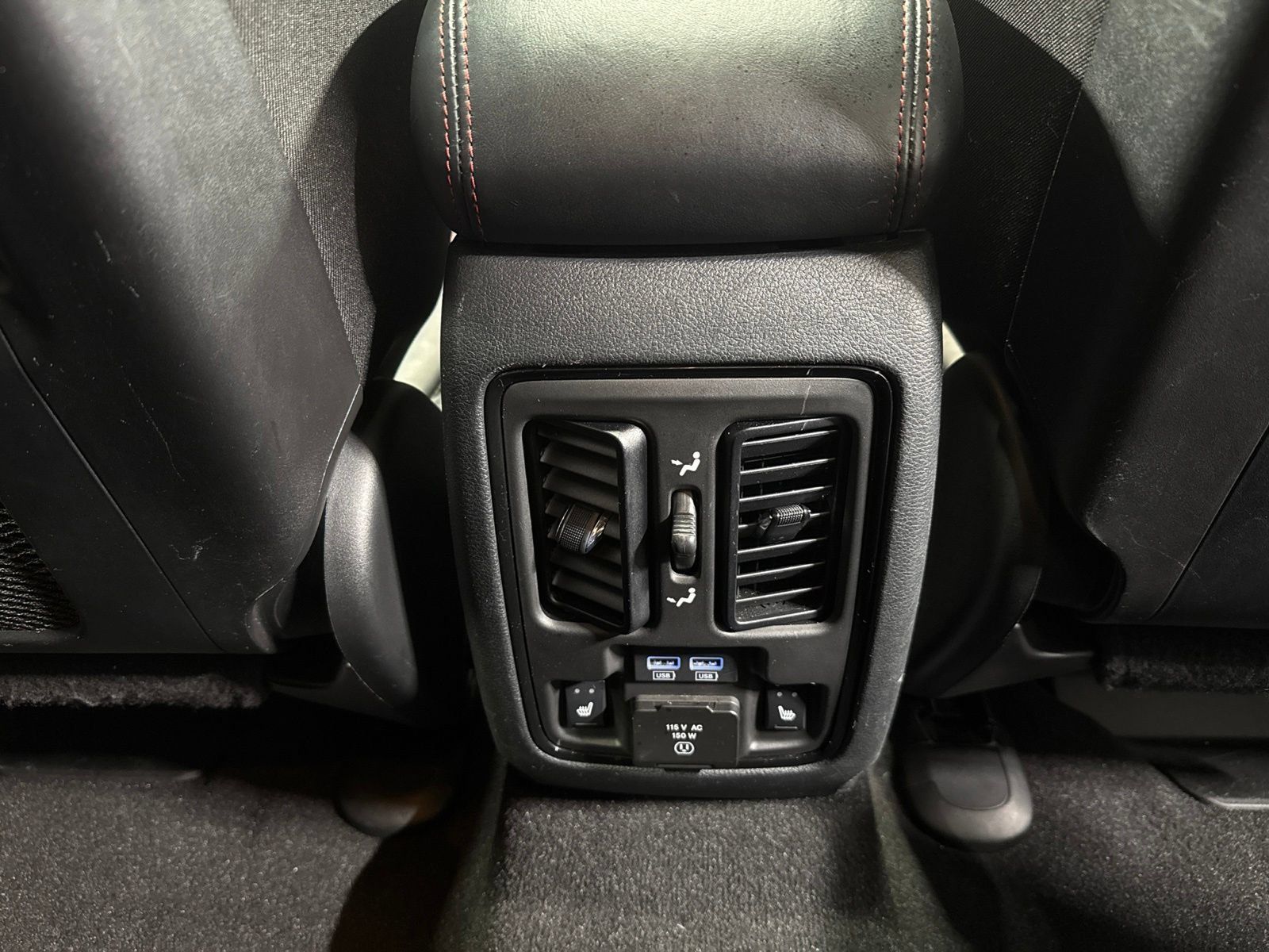 Used 2024 Dodge Durango GT AWD/4WD image 15