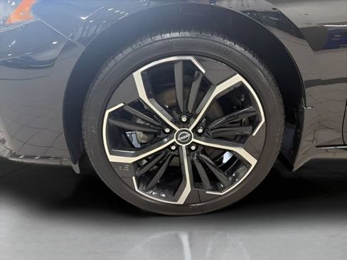 Used 2023 Nissan Altima 2.5 SR w/ SR Premium Package AWD/4WD image 20