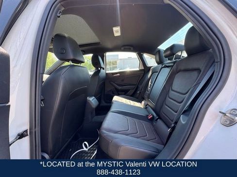 Used 2023 Volkswagen Jetta GLI Autobahn FWD image 10