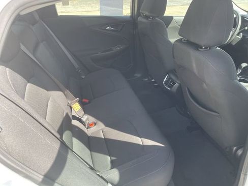 Used 2024 Chevrolet Malibu LT image 15