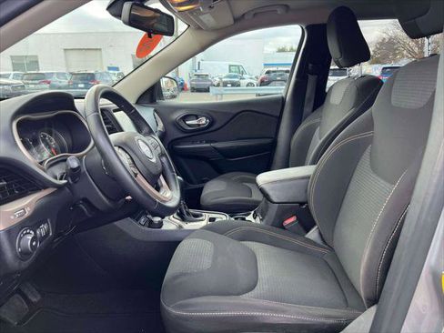 Used 2016 Jeep Cherokee Latitude image 14