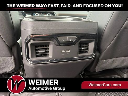 Used 2023 GMC Sierra 1500 AT4 w/ Technology Package AWD/4WD image 13