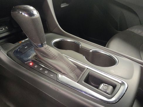 Used 2021 Chevrolet Equinox Premier image 26