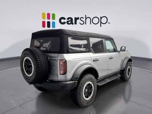 Used 2024 Ford Bronco Badlands image 5