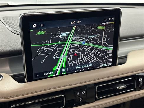 Used 2022 Lincoln Aviator AWD image 28