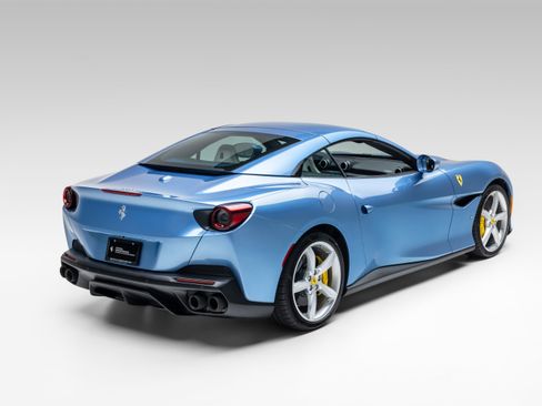 Certified 2020 Ferrari Portofino RWD image 7