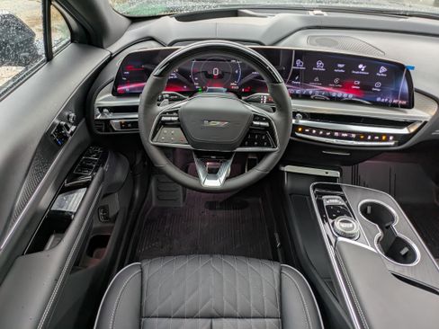 New 2026 Cadillac Lyriq V w/ LPO, Floor Liner Package image 4