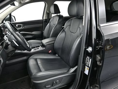 Used 2023 Kia Sorento EX AWD/4WD image 27