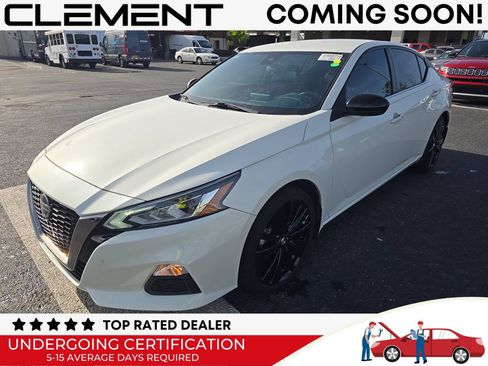 Used 2022 Nissan Altima 2.5 SR FWD image 1