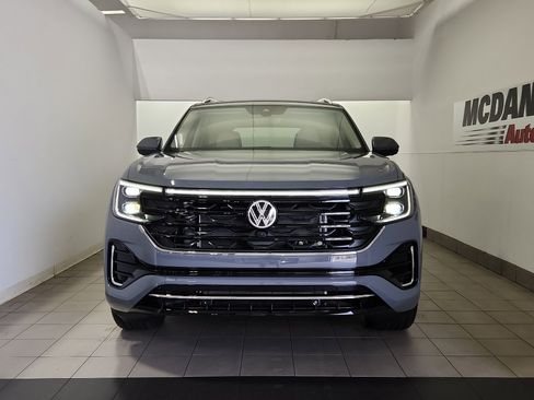 New 2026 Volkswagen Atlas SEL Premium R-Line AWD/4WD image 3