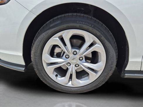 Certified 2025 Honda Accord LX image 31