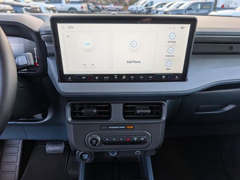 New 2025 Ford Maverick XLT w/ XLT Luxury Package image 14