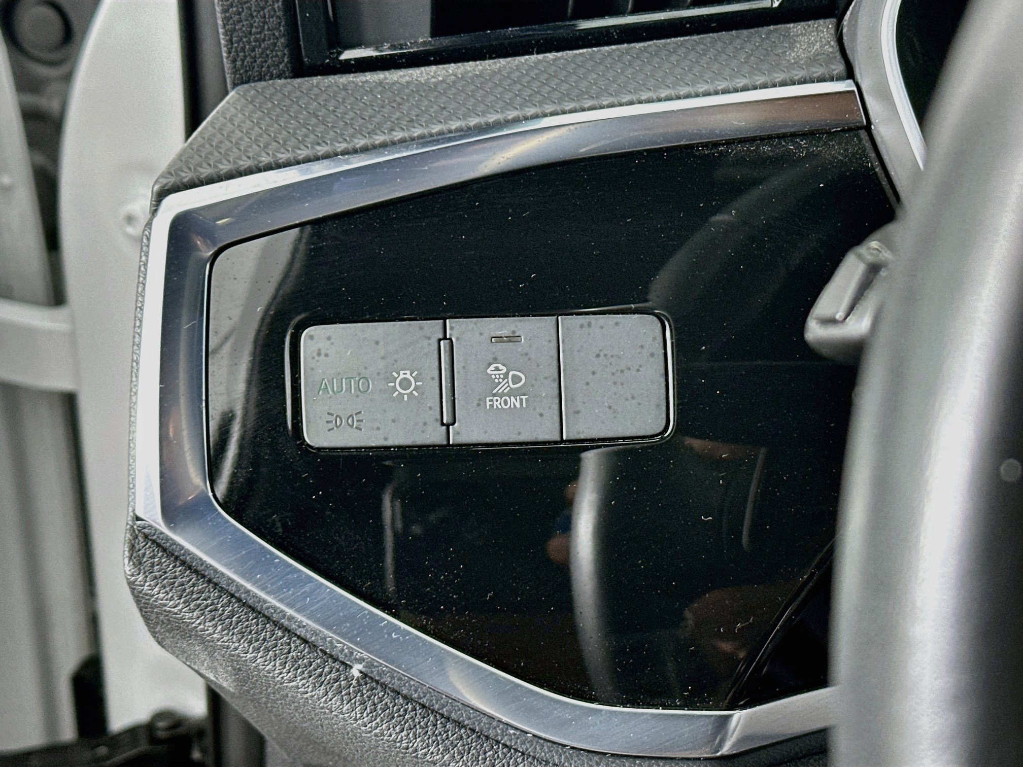 Used 2024 Audi Q3 2.0T Premium AWD/4WD image 16