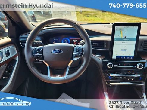 Used 2022 Ford Explorer King Ranch w/ Premium Technology Package AWD/4WD image 6