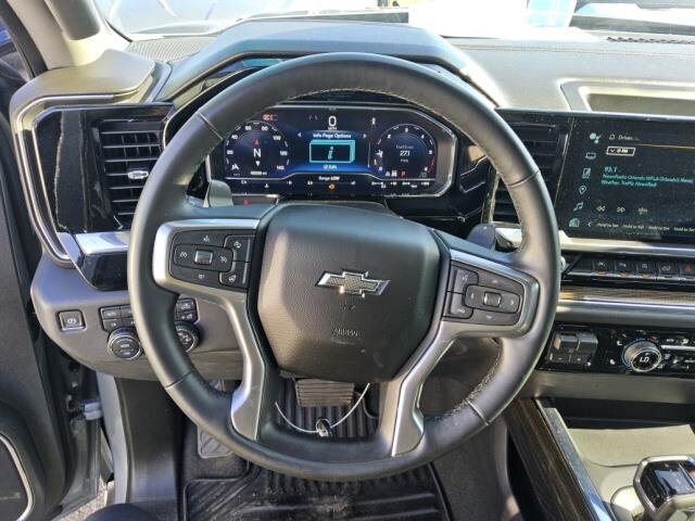 Used 2024 Chevrolet Silverado 1500 RST w/ Convenience Package II AWD/4WD image 7