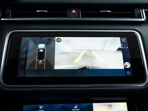 Used 2023 Land Rover Range Rover Velar HST image 13