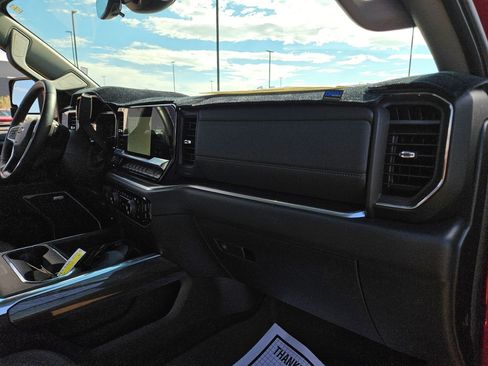 Certified 2024 Chevrolet Silverado 2500 LTZ w/ LTZ Premium Package AWD/4WD image 27