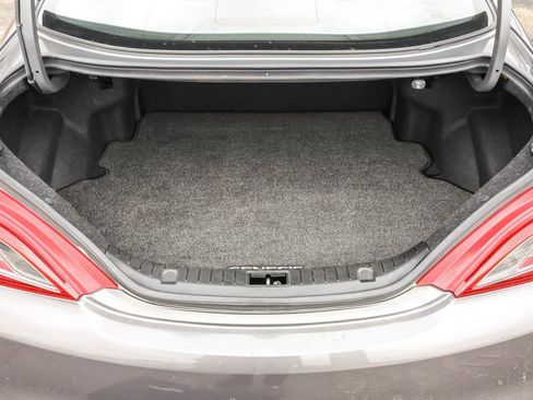 Used 2013 Hyundai Genesis 2.0T image 28