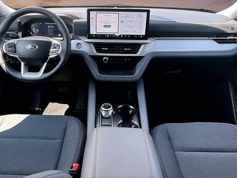 New 2026 Ford Explorer Active AWD/4WD image 5
