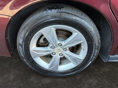 Used 2018 Honda Odyssey EX-L image 40