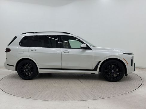 Used 2024 BMW X7 xDrive40i w/ Executive Package AWD/4WD image 7