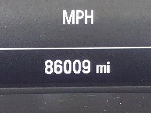 Used 2018 Chevrolet Cruze LT w/ Convenience Package FWD image 23