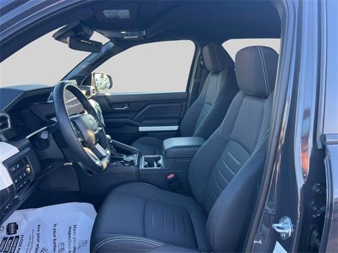 Used 2024 Toyota Tacoma TRD Sport image 14