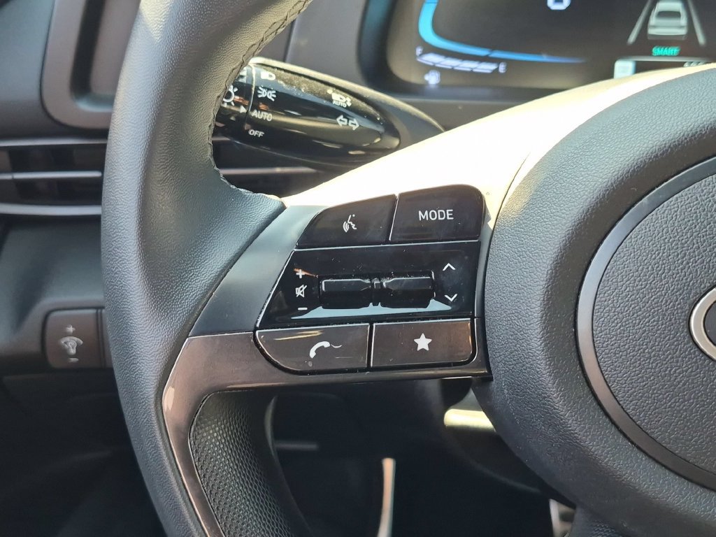Used 2026 Hyundai Elantra Sport FWD image 21