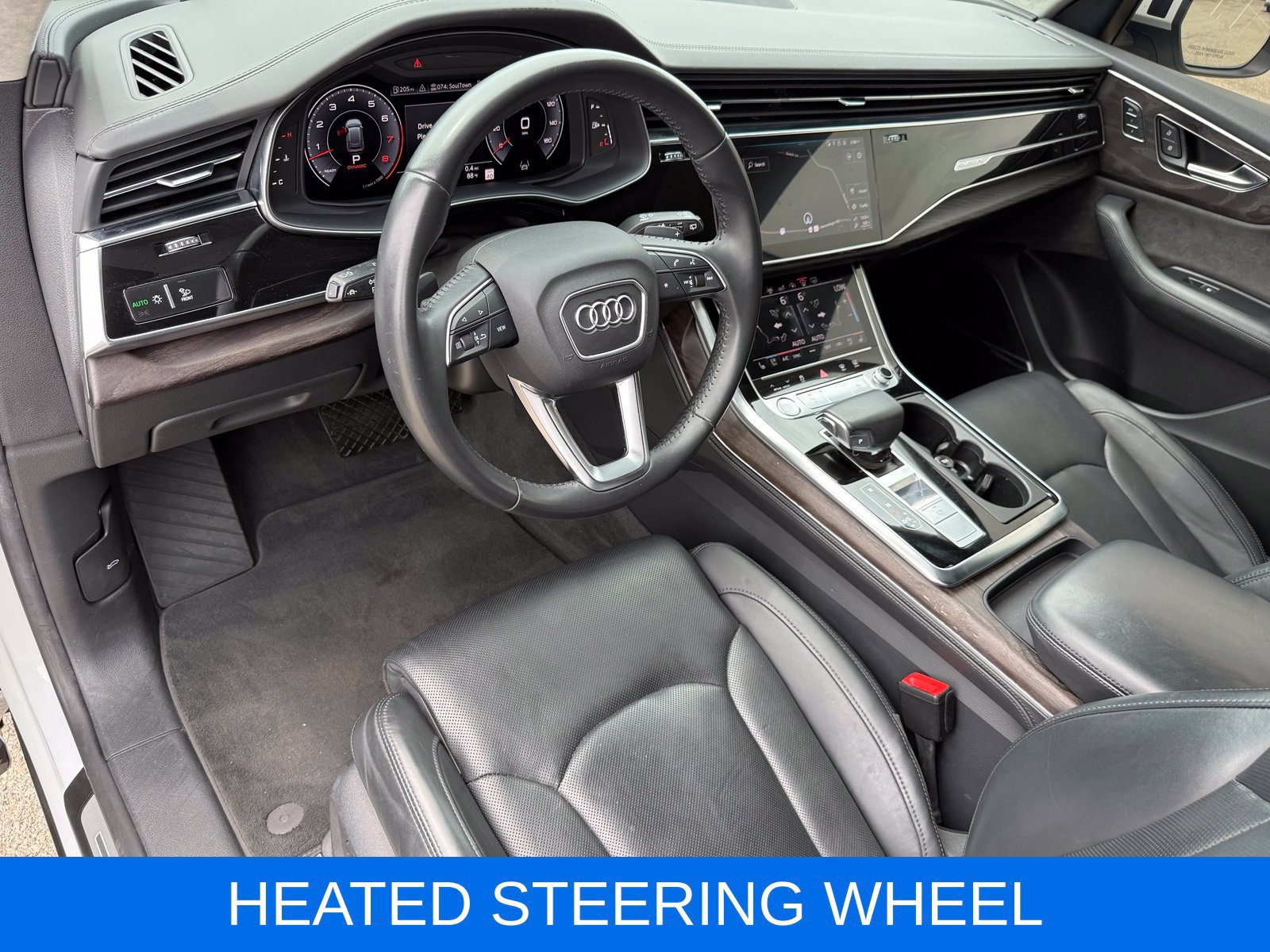 Used 2019 Audi Q8 Prestige w/ Luxury Package AWD/4WD image 18