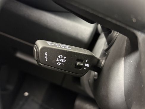 Used 2025 Audi Q5 Premium AWD/4WD image 36