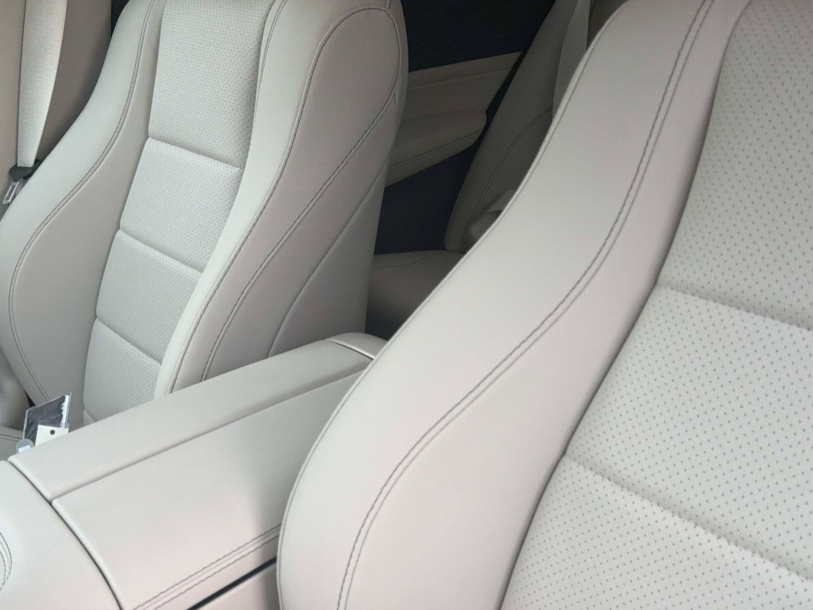 Certified 2025 Mercedes-Benz GLE 350 4MATIC image 18
