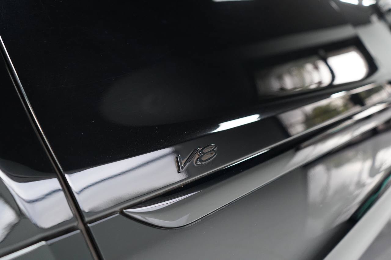 Used 2022 Bentley Bentayga AWD/4WD image 12