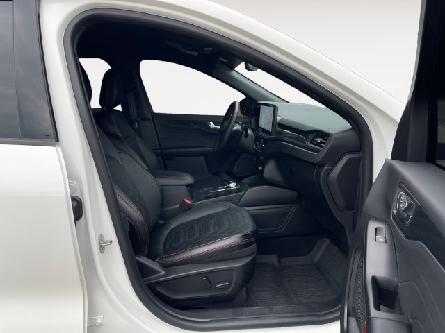 Used 2023 Ford Escape ST-Line Elite w/ Premium Technology Package AWD/4WD image 15