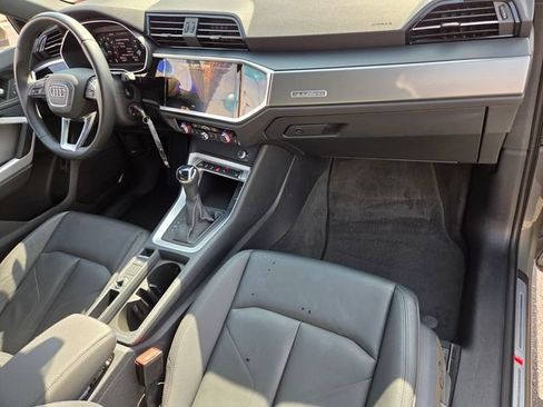 Used 2025 Audi Q3 2.0T Premium AWD/4WD image 17