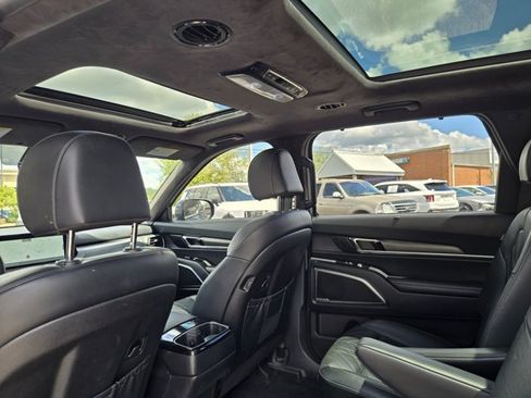 Certified 2025 Kia Telluride SX Prestige X-Line AWD/4WD image 15