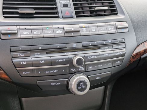 Used 2012 Honda Crosstour EX-L image 23