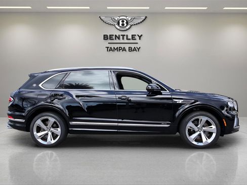 New 2025 Bentley Bentayga Extended Wheelbase image 10